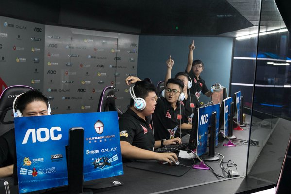 仅是我们的 仅是我们的