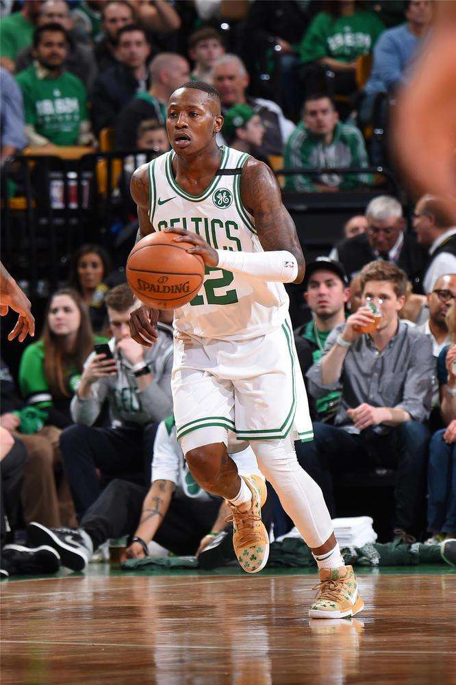 年轻球员的 年轻球员的