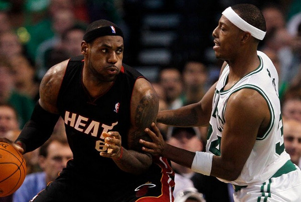 借此撕开弱 借此撕开弱