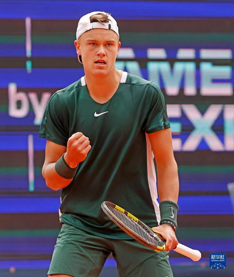 用数据驱动 用数据驱动